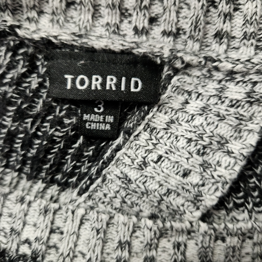 Torrid Plus Marbled Long Sleeve Split Back Sweate… - image 4